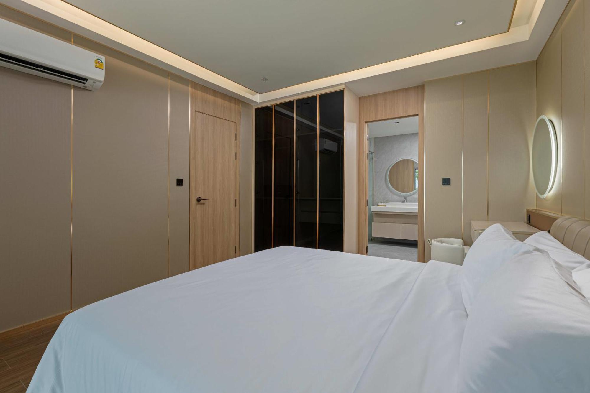 Chalong Marina Bay View Phuket Hotel บ้านบางจาก ภายนอก รูปภาพ