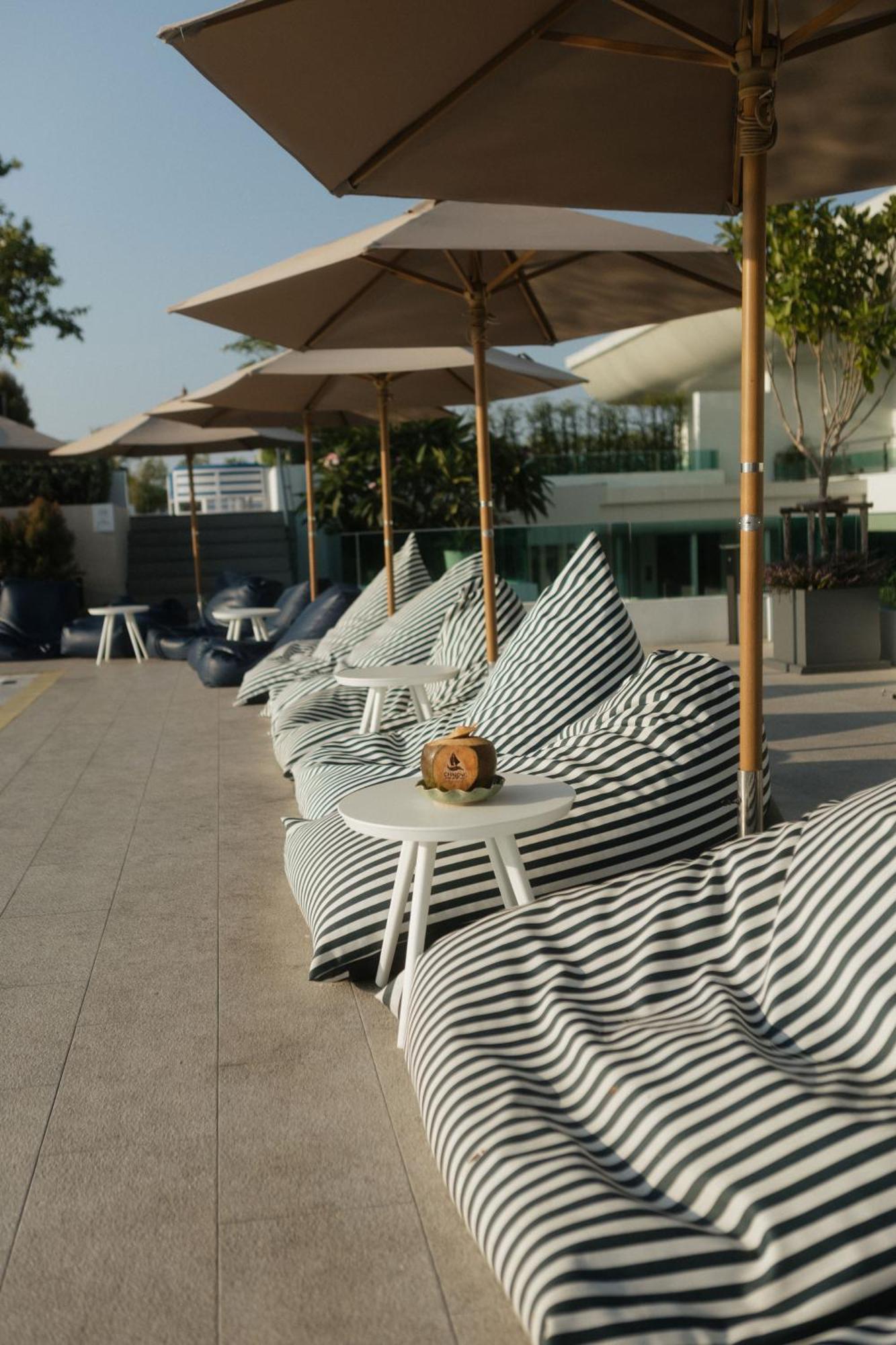 Chalong Marina Bay View Phuket Hotel บ้านบางจาก ภายนอก รูปภาพ